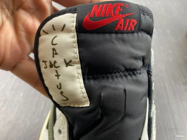 Bmlin Air Olive x OG Travis 1 DZ4137-106 Low WMNS Jordan Scott 0718